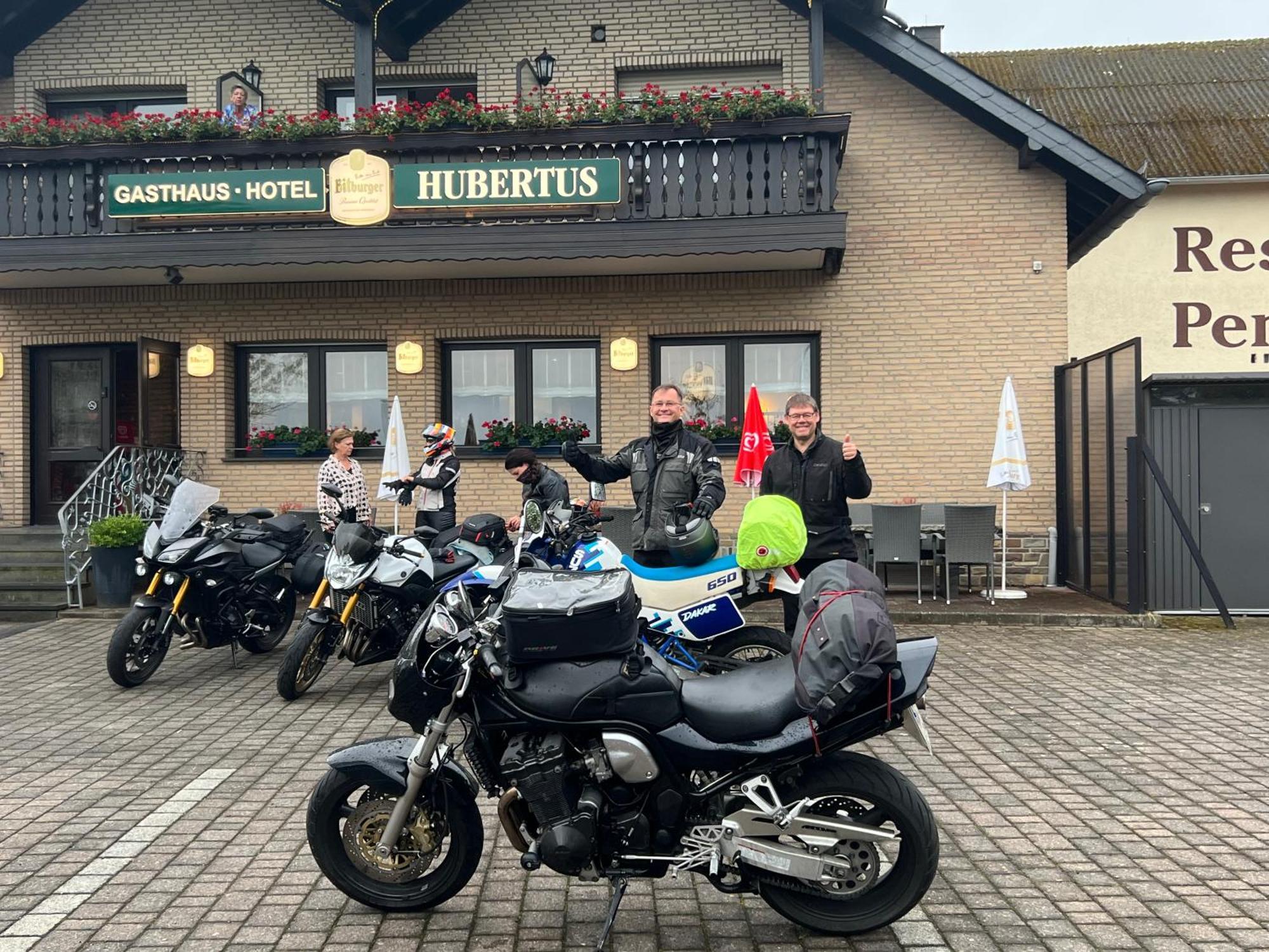 Gasthaus Hubertus Reuth Exterior photo