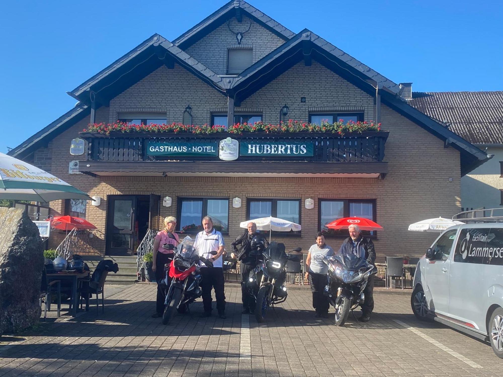 Gasthaus Hubertus Reuth Exterior photo